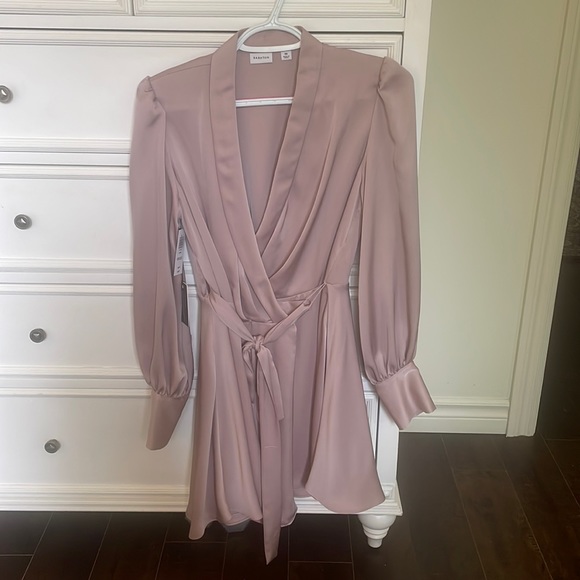 Babaton Aritzia Hyde dress - Picture 1 of 6